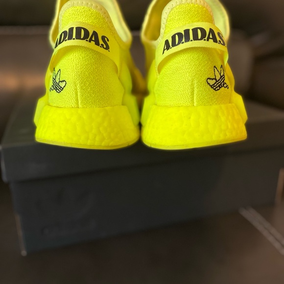 NMD_R1 V2 'Solar Yellow' - Picture 3 of 9